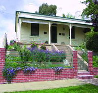 Chifley Home and Education Centre - Schoolies Week Accommodation