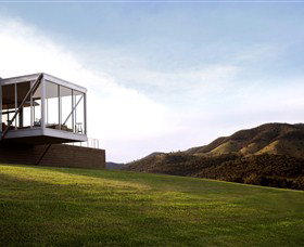 Logan Wines - Schoolies Week Accommodation 0