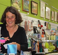 Artists on Parade Art Gallery - Schoolies Week Accommodation