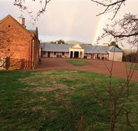 Hume and Hovell Walking Track - Schoolies Week Accommodation