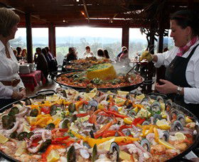 Brandy Creek Wines & View Cafe - Schoolies Week Accommodation 1