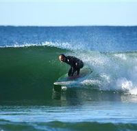 Surfaris Surf Camp - Schoolies Week Accommodation
