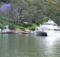 The Riverboat Postman - Schoolies Week Accommodation