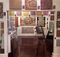 The Aboriginal Art House - Schoolies Week Accommodation