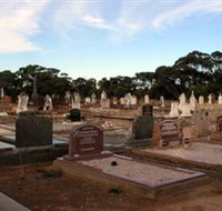 Langhorne Creek Cemetery - Schoolies Week Accommodation