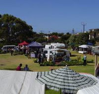 Port Elliot Market - Schoolies Week Accommodation