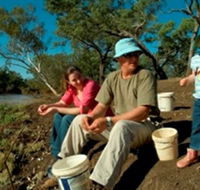 Charleville - Bakers Bend Warrego River Fishing Spot - Schoolies Week Accommodation