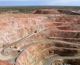 Fort Bourke Hill Lookout And Open Cut Mine - Schoolies Week Accommodation 0