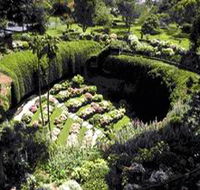 Umpherston Sinkhole - Schoolies Week Accommodation
