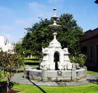 Cave Gardens - Schoolies Week Accommodation