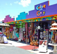Colour Me Crazy - Schoolies Week Accommodation