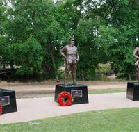 VC Memorial Park - Honouring Our Heroes - Schoolies Week Accommodation