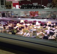 Knights Meats and Deli - Schoolies Week Accommodation
