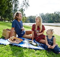 Wagga Beach - Schoolies Week Accommodation