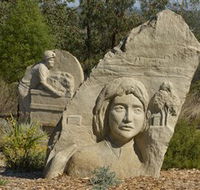 Heritage Sculptures at Pensioners Hill Lookout - Schoolies Week Accommodation