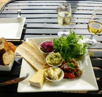 High Valley Cheese Co - Schoolies Week Accommodation