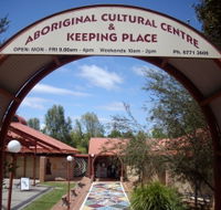 Armidale and Region Aboriginal Cultural Centre and Keeping Place - Schoolies Week Accommodation