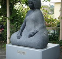 Peace Memorial - Schoolies Week Accommodation