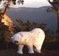 Lost Bear Gallery - Schoolies Week Accommodation