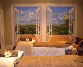 Yindi Day Spa - Schoolies Week Accommodation 3
