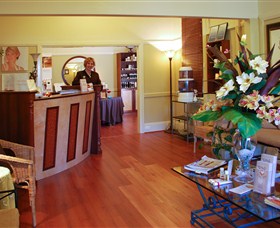 Yindi Day Spa - Schoolies Week Accommodation 2