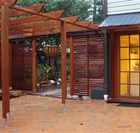 Hart Ceramics - Schoolies Week Accommodation