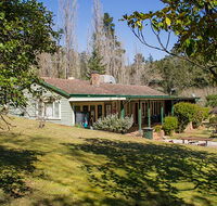 Kui Kiosk - Schoolies Week Accommodation