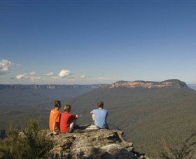 Mount Solitary - Schoolies Week Accommodation 0