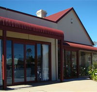 Ben Roberts Cafe and Gallery - Schoolies Week Accommodation
