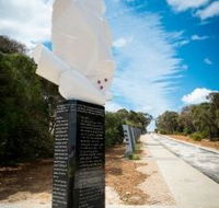 Convoy Walk and Lookout - Schoolies Week Accommodation