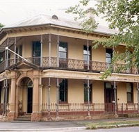 Singleton Heritage Walk - Schoolies Week Accommodation