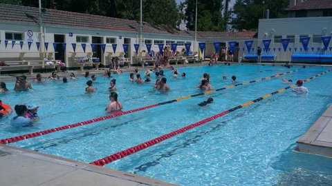 Manuka Pool - Schoolies Week Accommodation 3