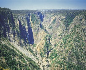 Wollomombi Falls - Schoolies Week Accommodation 1