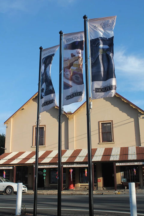 Campbells Store Craft Centre - Schoolies Week Accommodation 3