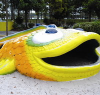 Colmslie Beach Reserve and Off Leash Dog Park - Schoolies Week Accommodation