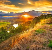 Wallambah Vale Wines - Schoolies Week Accommodation