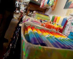 Nimbin Craft Gallery - Schoolies Week Accommodation 1