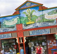 HEMP Embassy - Schoolies Week Accommodation
