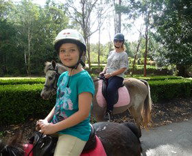 Port Macquarie Horse Riding Centre - Schoolies Week Accommodation 2