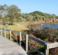 Mimosa Rocks walking track - Schoolies Week Accommodation