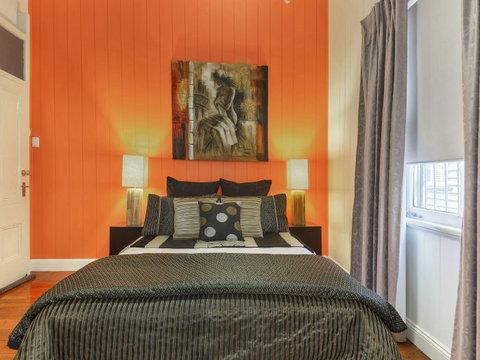 One Thornbury Boutique Bed And Breakfast - Schoolies Week Accommodation 6