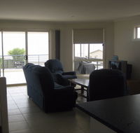 Gilligans - Schoolies Week Accommodation