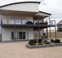 Ocean Swell - Schoolies Week Accommodation