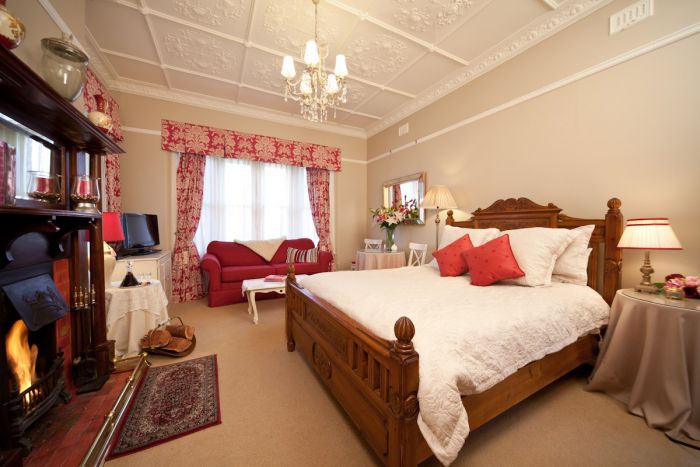 Schoolies Week Accommodation