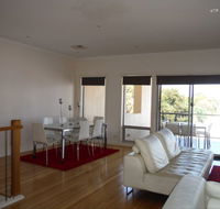 Avalon A - Schoolies Week Accommodation
