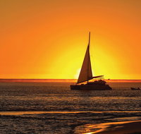 6-Day Coral Coaster from Perth to Exmouth One-Way via Monkey Mia Ningaloo Reef - Schoolies Week Accommodation