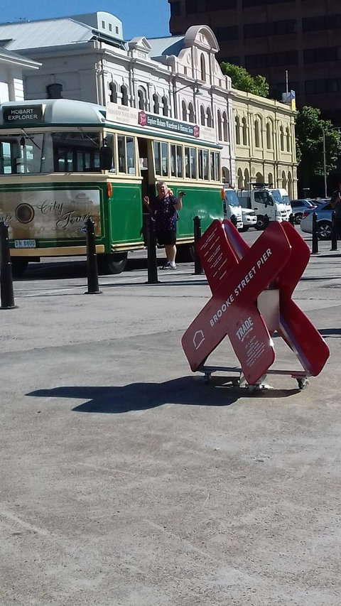 Hobart Half-Day Sightseeing Coach Tram Tour - Schoolies Week Accommodation 3