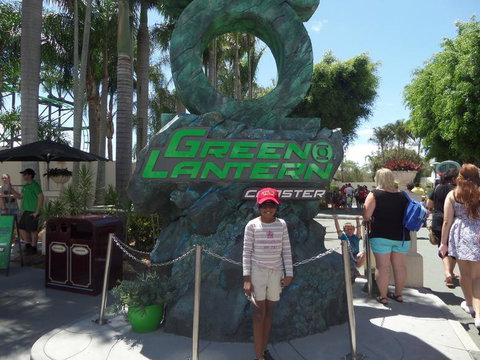 Gold Coast Theme Park Pass: Warner Bros. Movie World, Sea World And Wet'n'Wild - Schoolies Week Accommodation 7