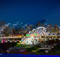 Green Cabs Brisbane Tours - Schoolies Week Accommodation