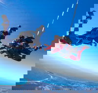 Byron Bay Tandem Sky Dive - Schoolies Week Accommodation